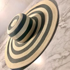 Beach hat